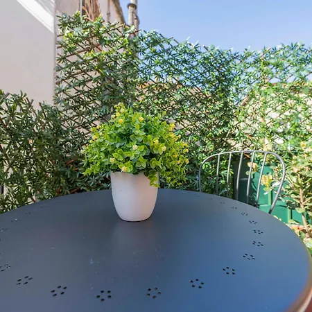 012c - Loft, Casa In Centro Con Terrazza Privata, 100metri Da Spiaggia E Mare