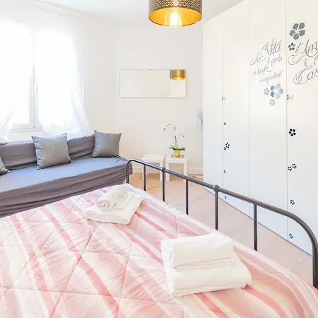 012c - Loft, Casa In Centro Con Terrazza Privata, 100metri Da Spiaggia E Mare Apartamento