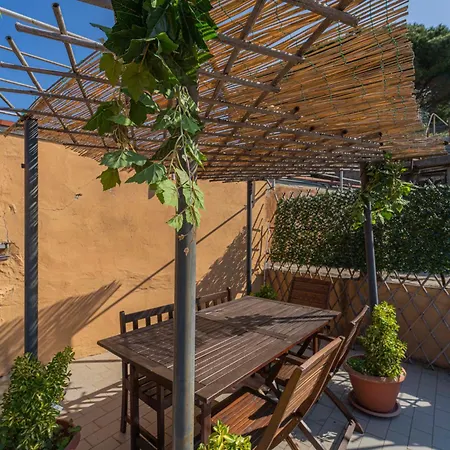 012c - Loft, Casa In Centro Con Terrazza Privata, 100metri Da Spiaggia E Mare Апартаменты